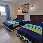 Hotel Las Dalias Inn