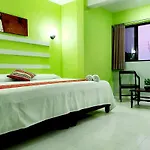 Hotel De La 60