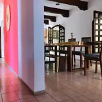 Villa Bugambilia Colonial Charm With Spacious Design And Private Pool Five Minutes From Downtown