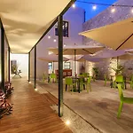 Casona 61 by GuruHotel