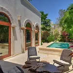 Luxury Casa Lourdes in Merida, Centro