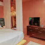 Casa Chaka Boutique