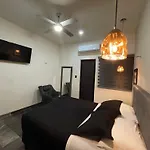 Hotel Suites La Negra