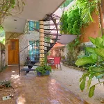 Casa Del Maya Bed & Breakfast