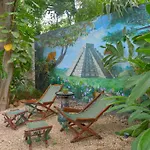 Casa Del Maya Bed & Breakfast