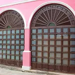 La Casa Rosa