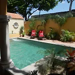 Ochenta Y Dos Bed&Breakfast&Spa