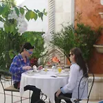 The Villa Tievoli Bed & Breakfast