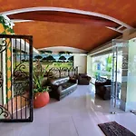 Hotel Suites Elia Noemi