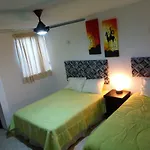 Casa Holly Caucel