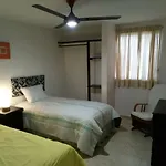Casa Holly Caucel