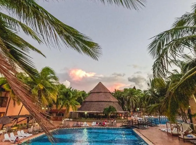 Reef Yucatan All Inclusive & Convention Center