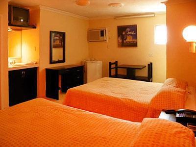 El Marques Hotel 3*