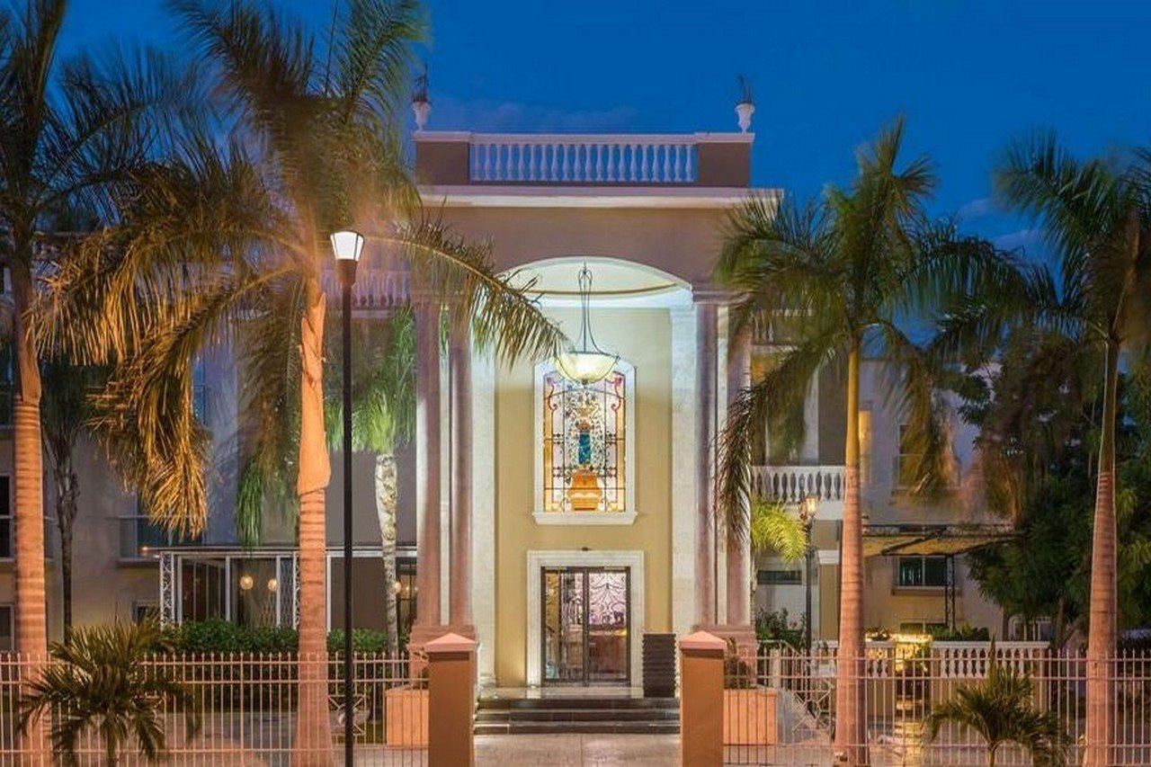 Hotel Wyndham 5*