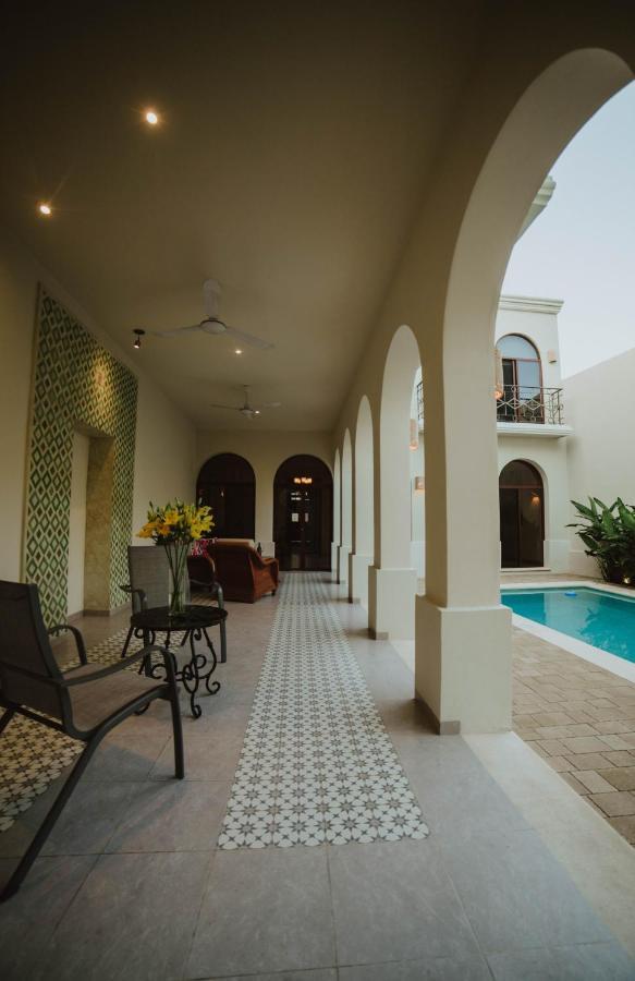 Casa Mía *