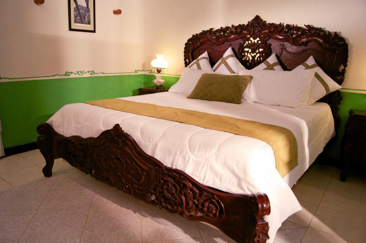 Full Hacienda Santuario Noc Ac