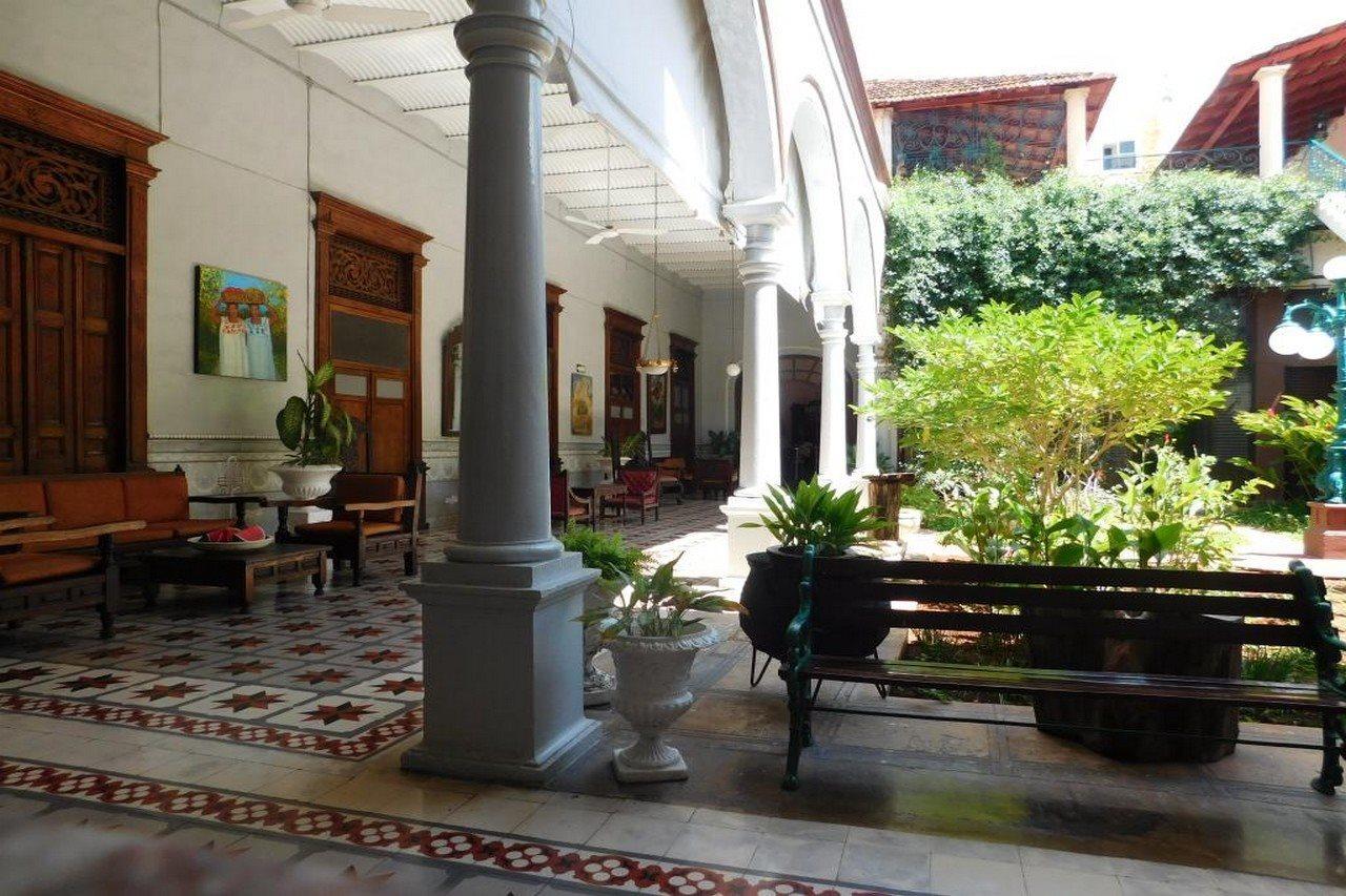 Toledo & Galeria Hotel Merida