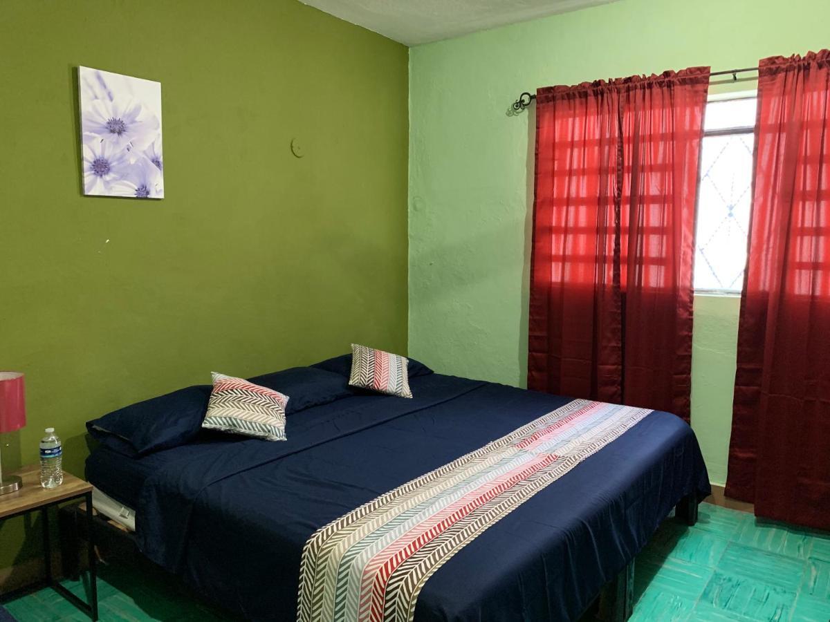 Pensión Casa Alegria *