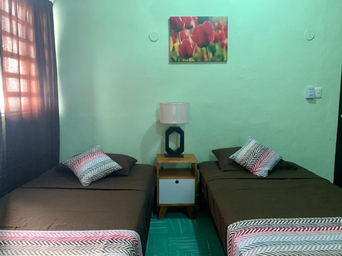 Casa Alegria Pensión *