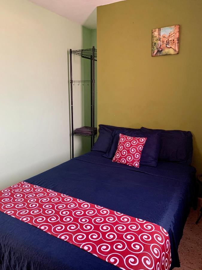 Casa Alegria Pensión *