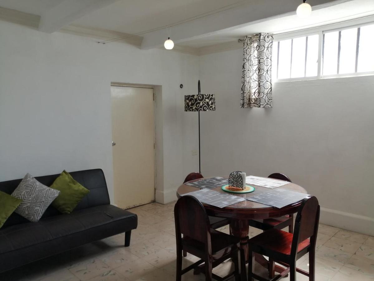 Mi Ca-sa En Apartamento *