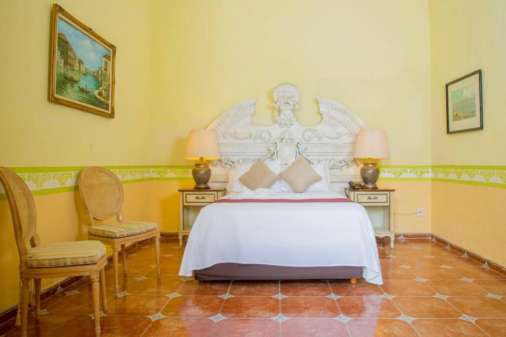 Casa De Las Columnas Una Experiencia De Otra Epoca Merida