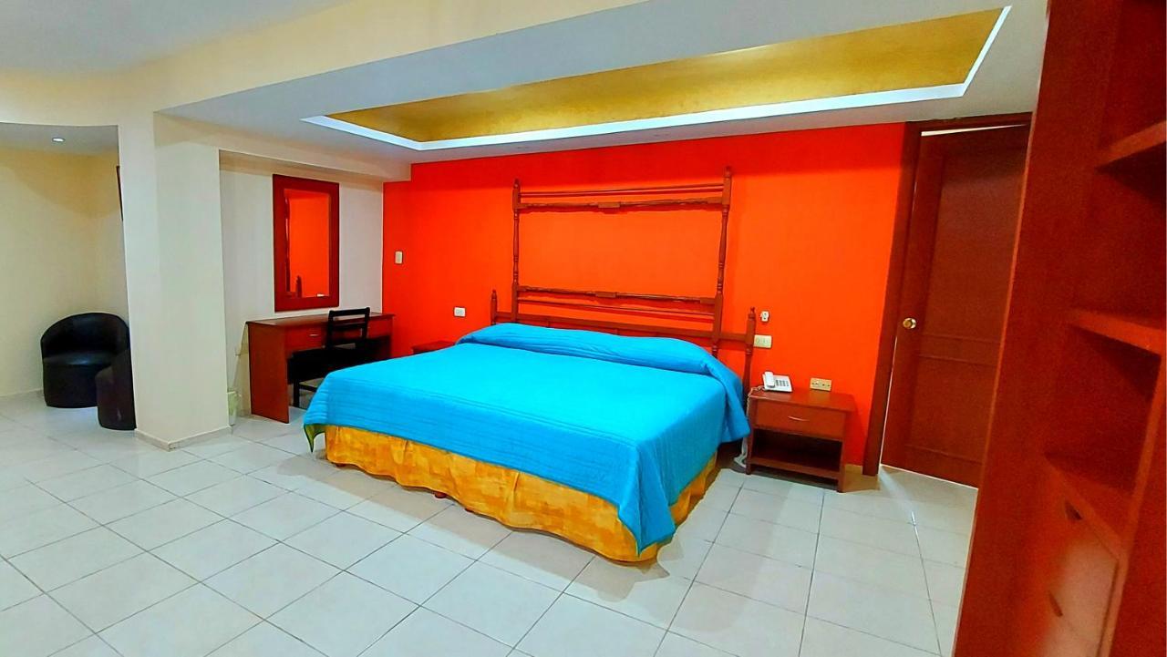 El Marques Hotel 3*