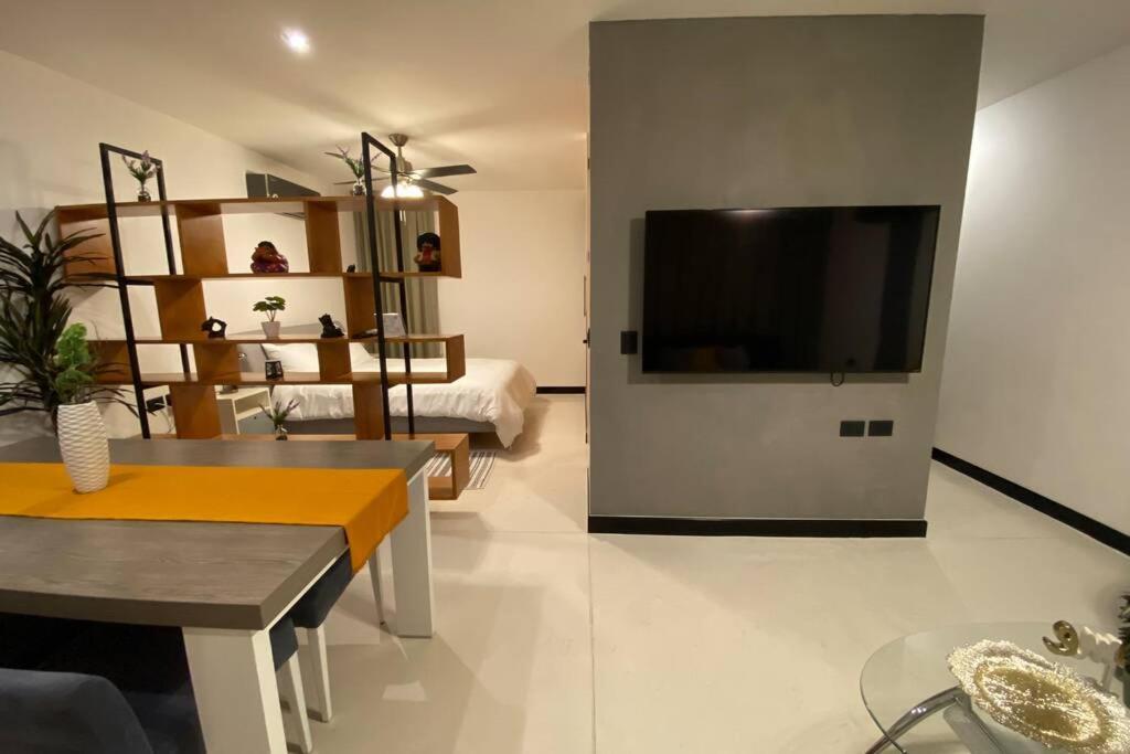 Depa Studio Zona Norte Por Galerias “Buga” * Merida