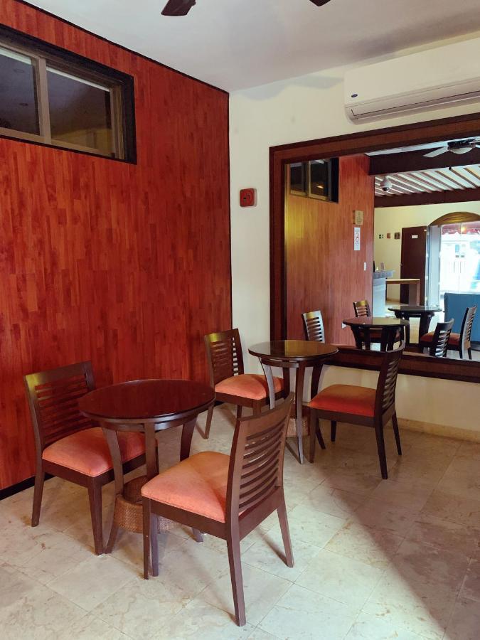 Hotel Casa Continental 3*