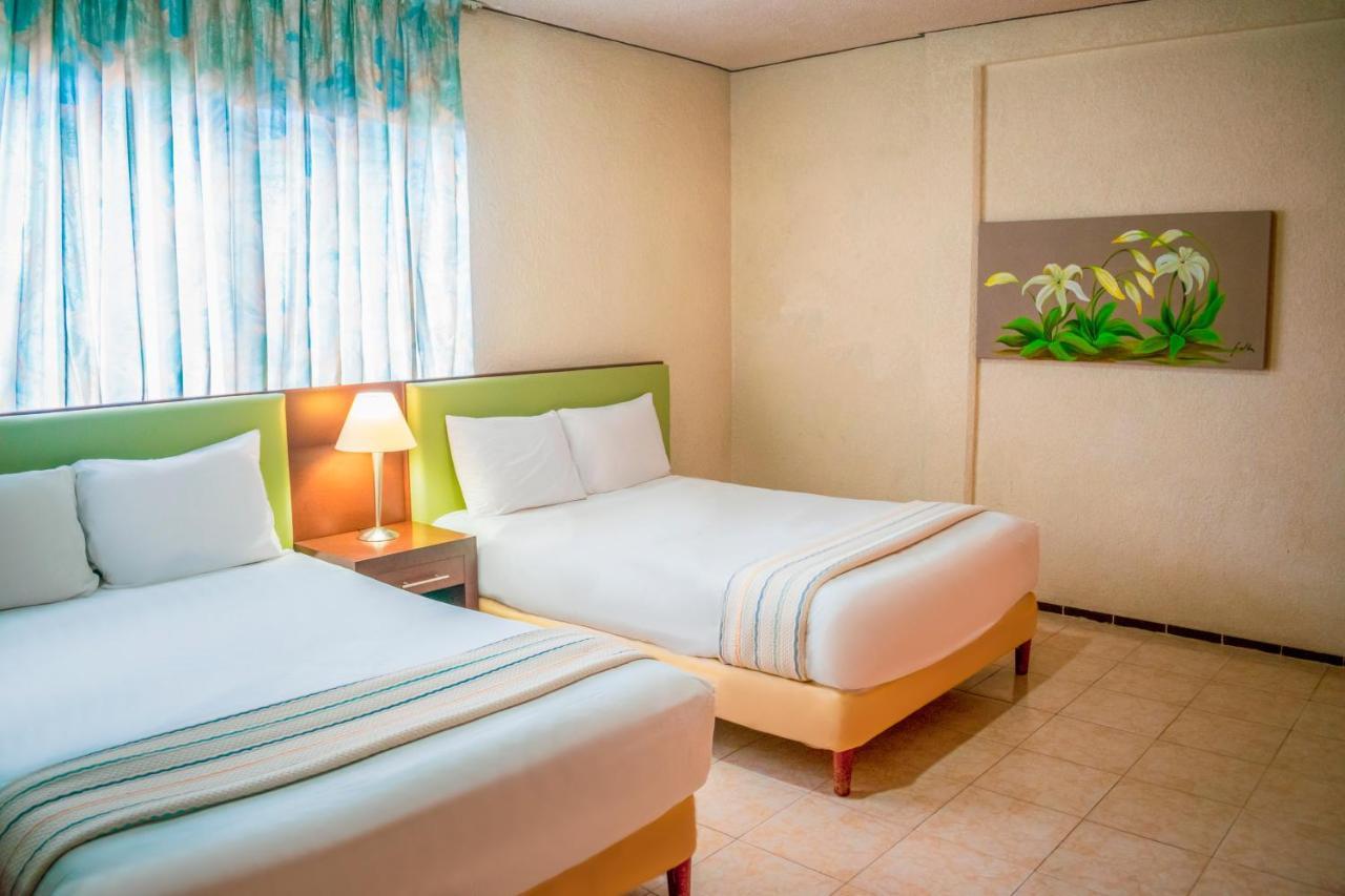 Del Sol Hotel