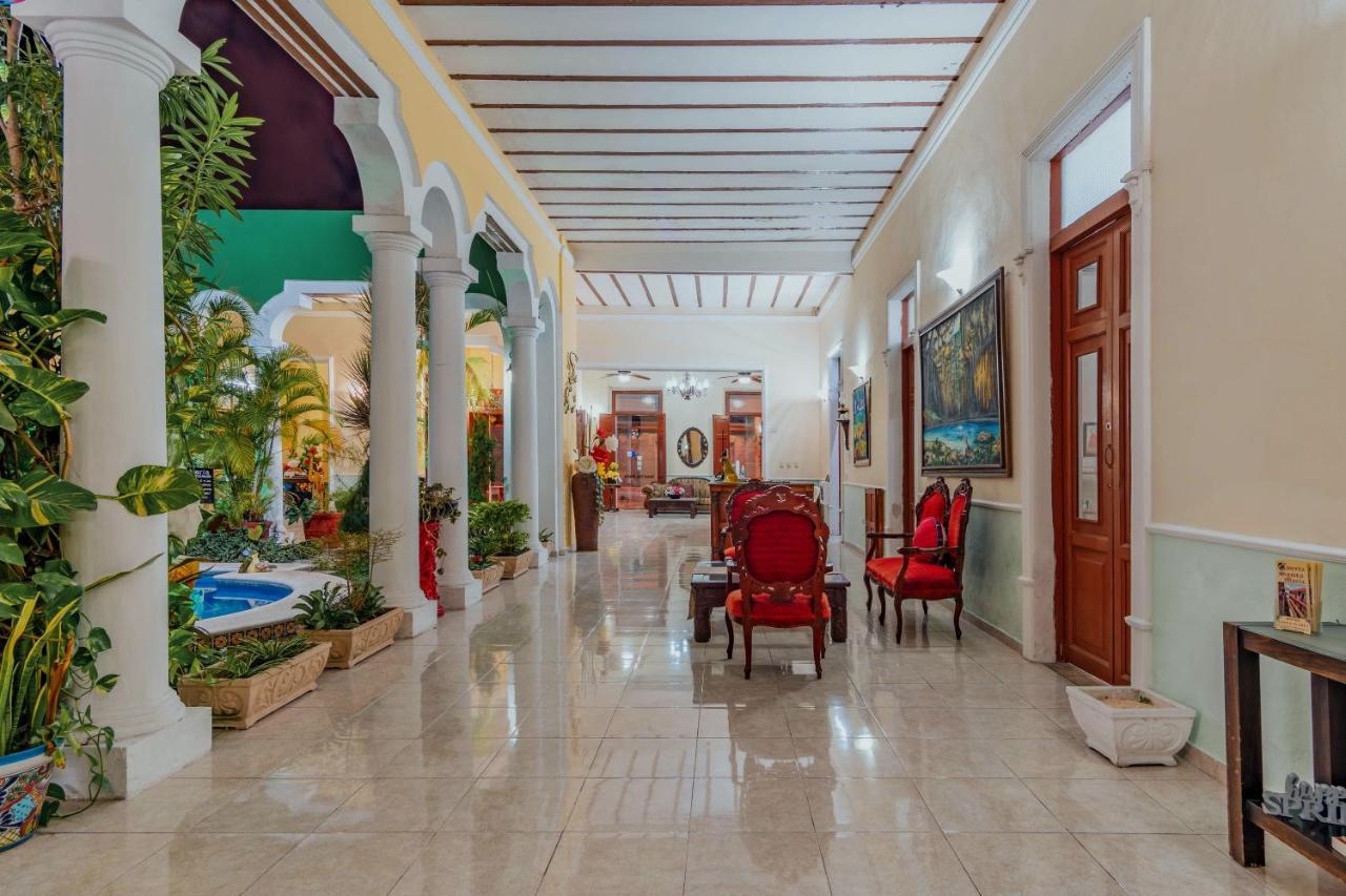 Hotel Santa María 3*