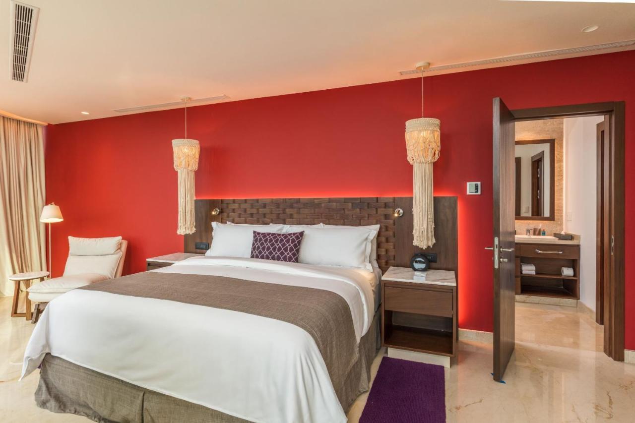 Camino Real Hotel 5*