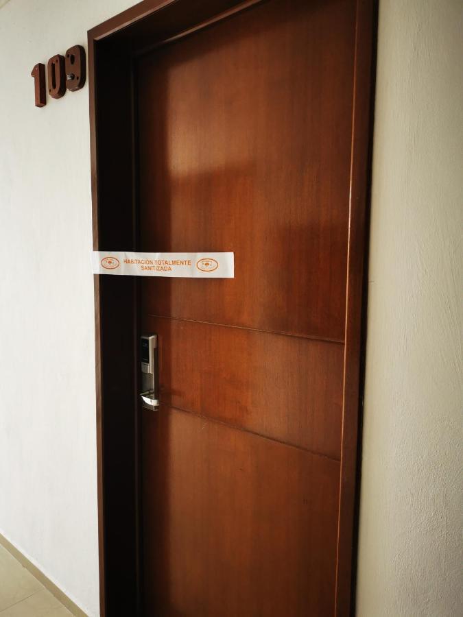 Real Mercedes Hotel 4*