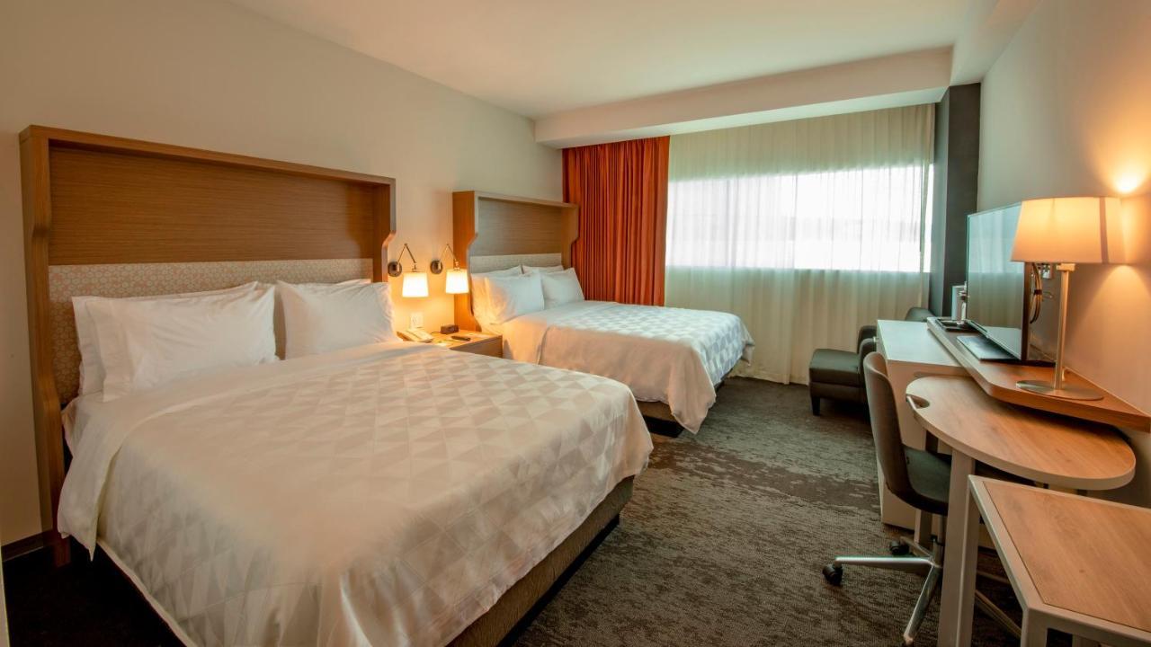 Hotel Inn&suites - La Isla, An Ihg