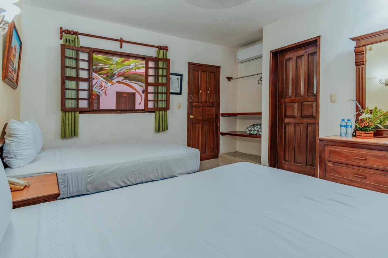 Hotel Santa María 3*