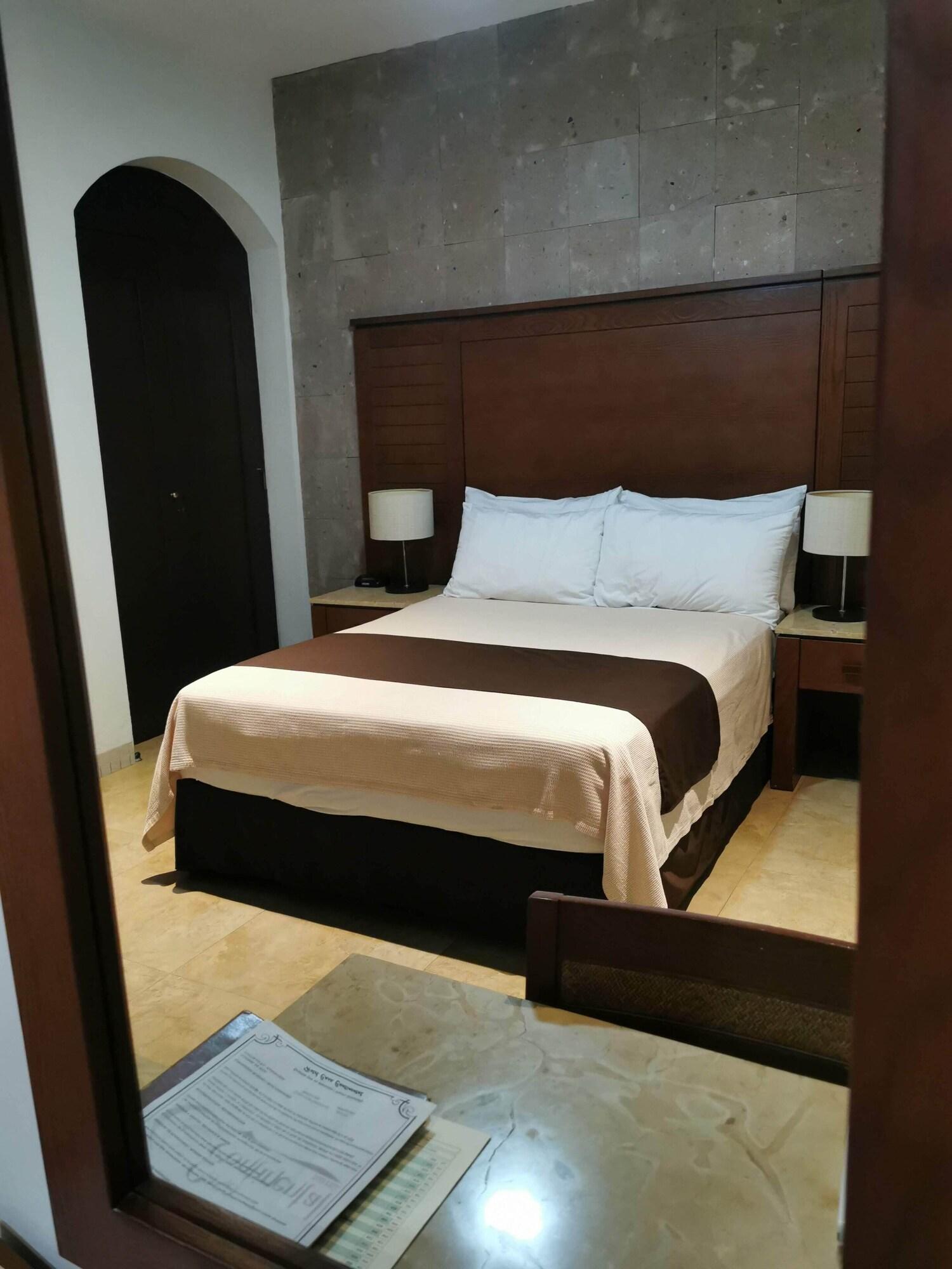 Hotel Casa Continental 3*