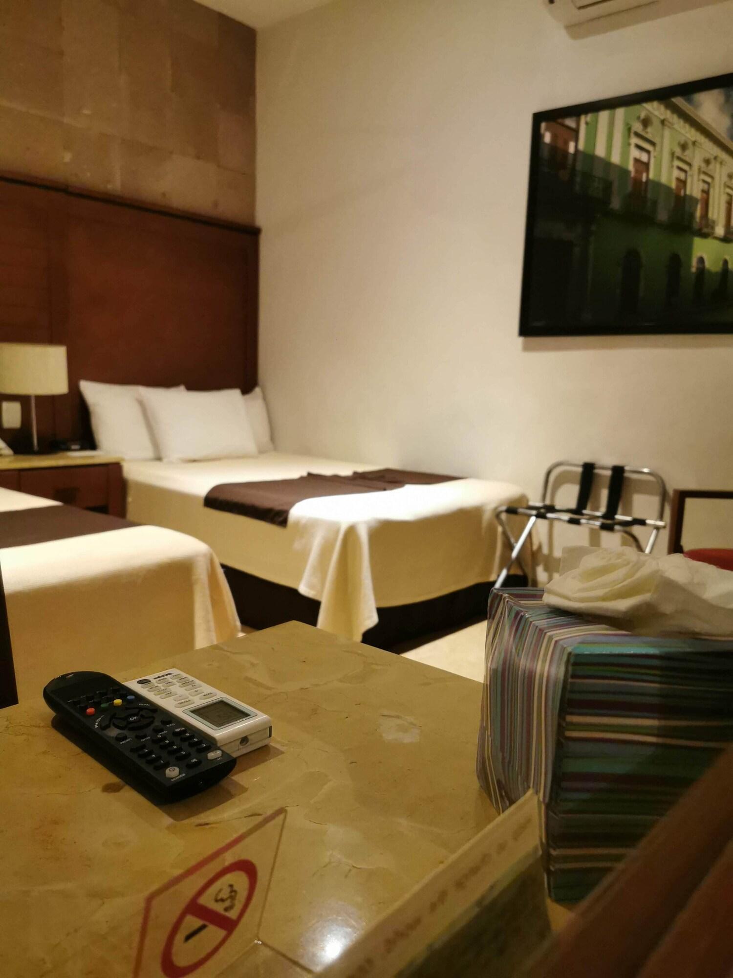 Casa Continental Hotel
