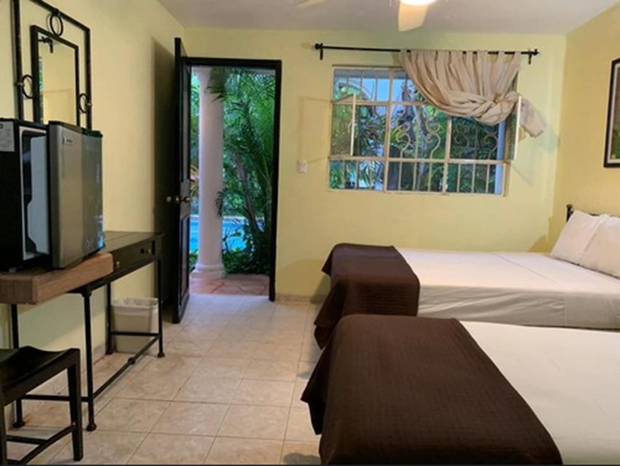 Santa Ana Hotel 3*