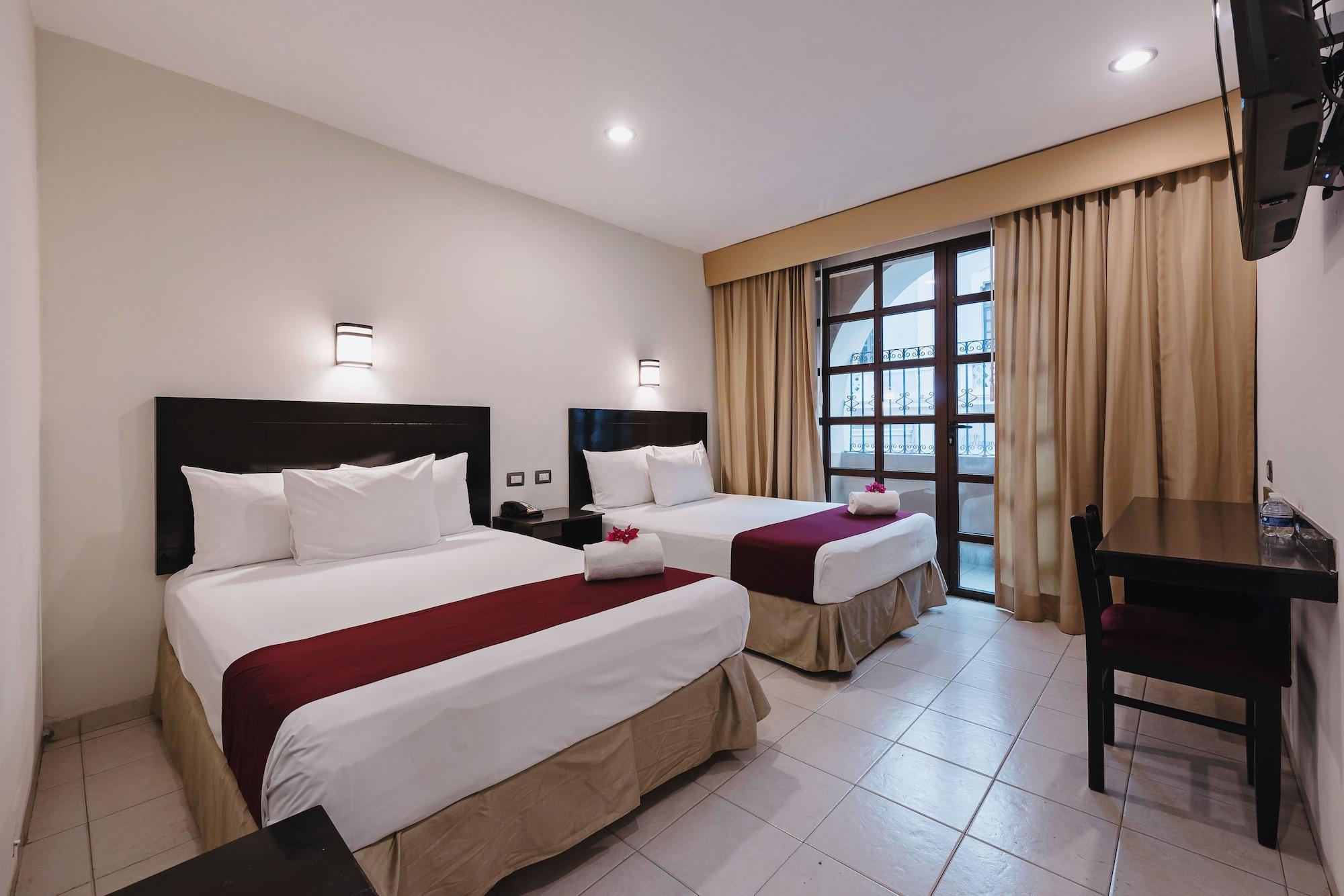 Colonial De Hotel