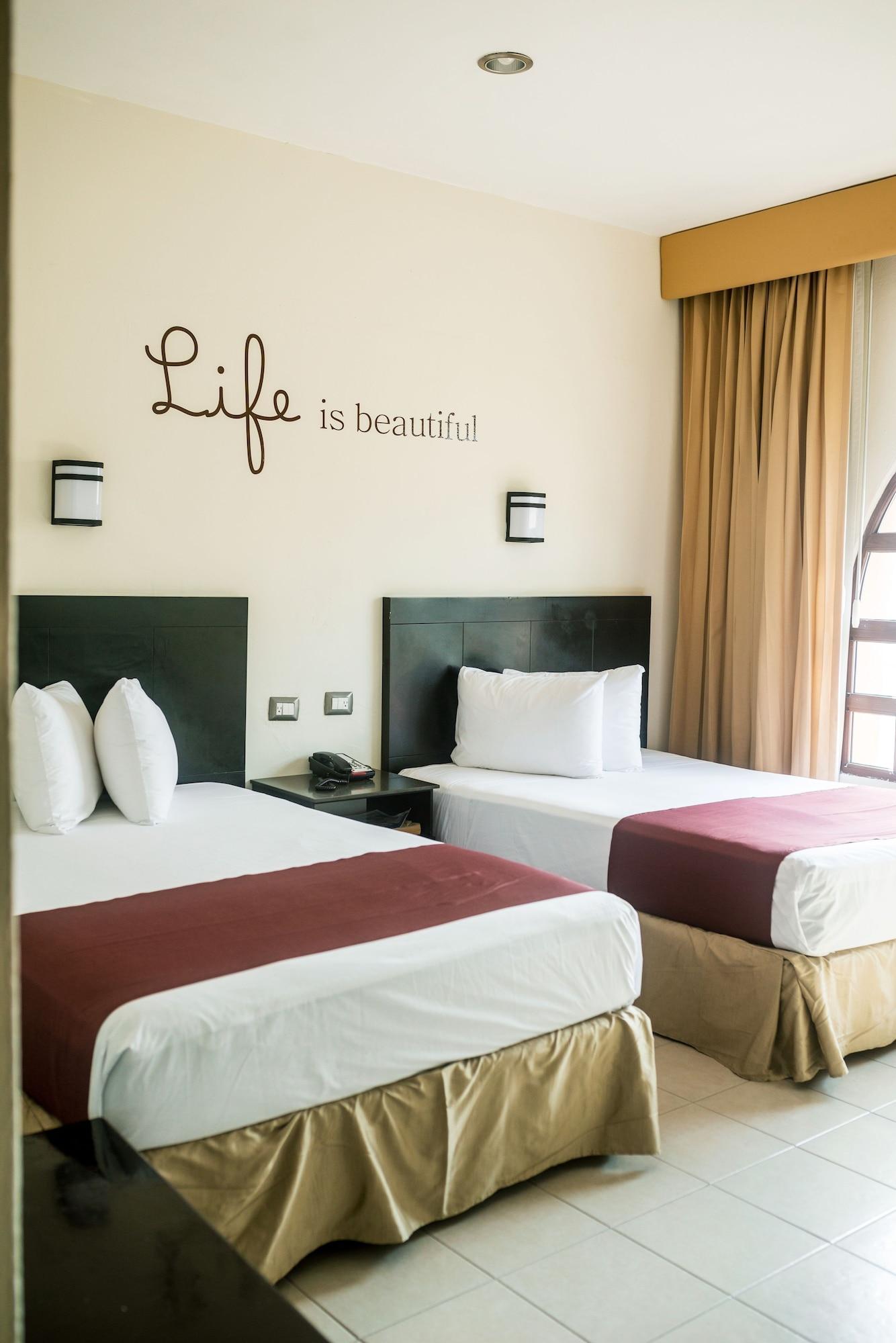 Colonial De Hotel 4*