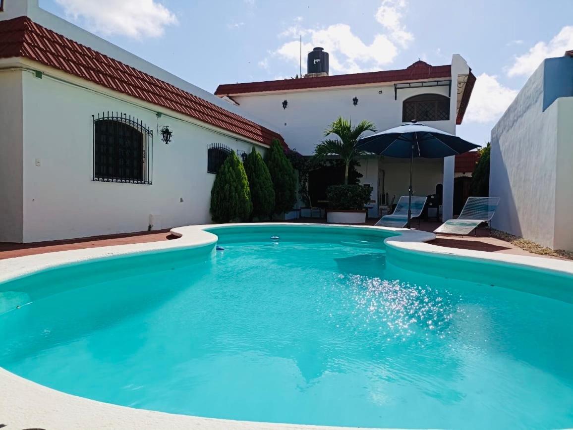 Villa Bugambilia Colonial Charm With Spacious Design And Private Pool Five Minutes From Downtown Mérida