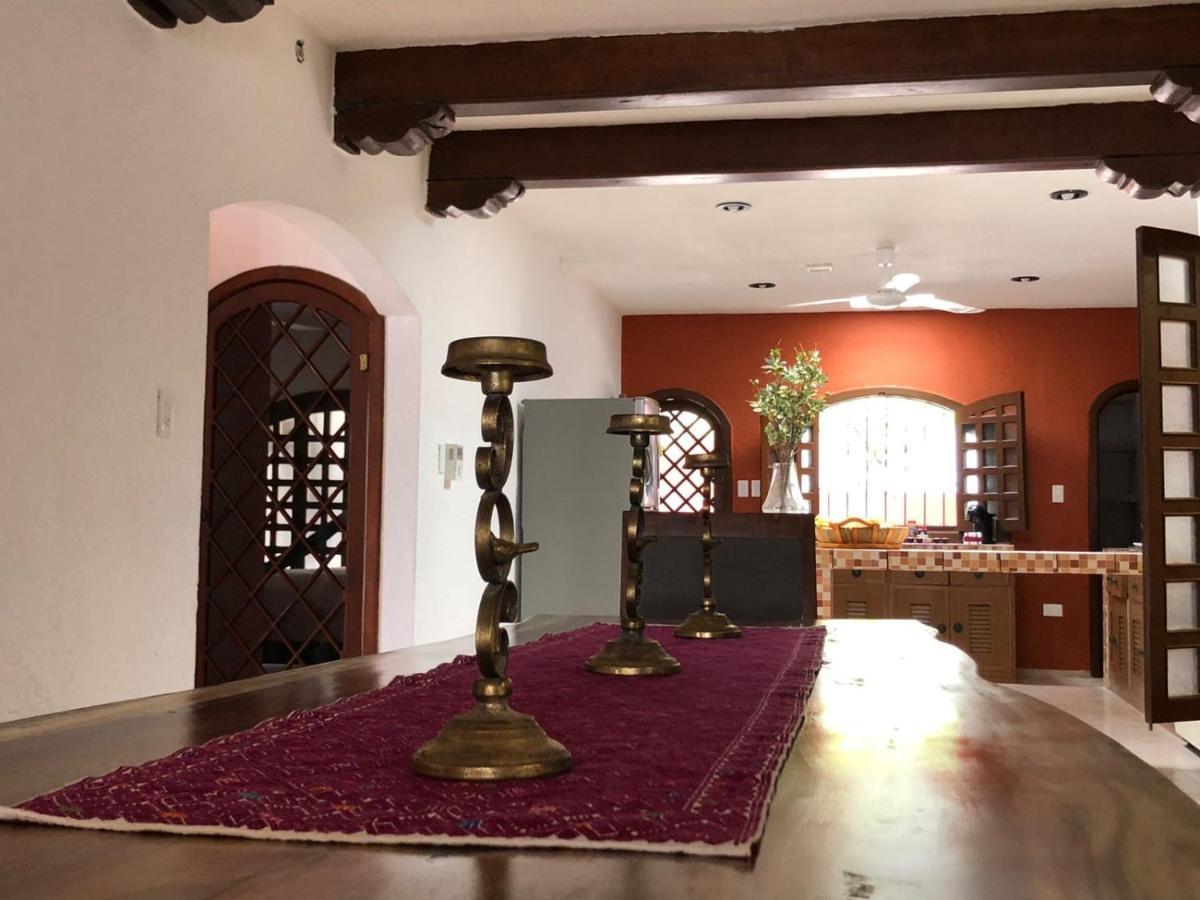 Villa Bugambilia Colonial Charm With Spacious Design And Private Pool Five Minutes From Downtown Mérida