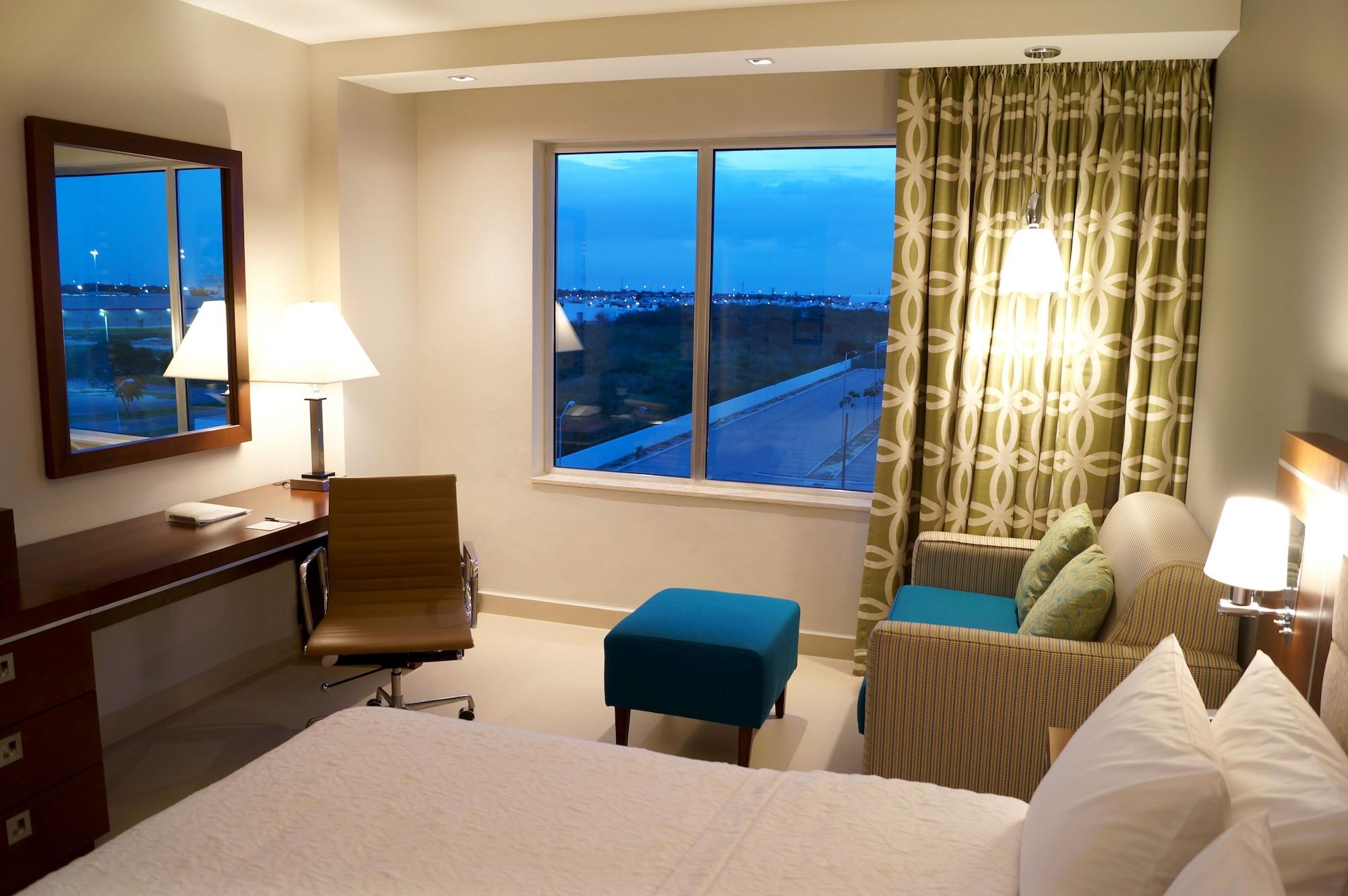 Hotel Hampton By Hilton