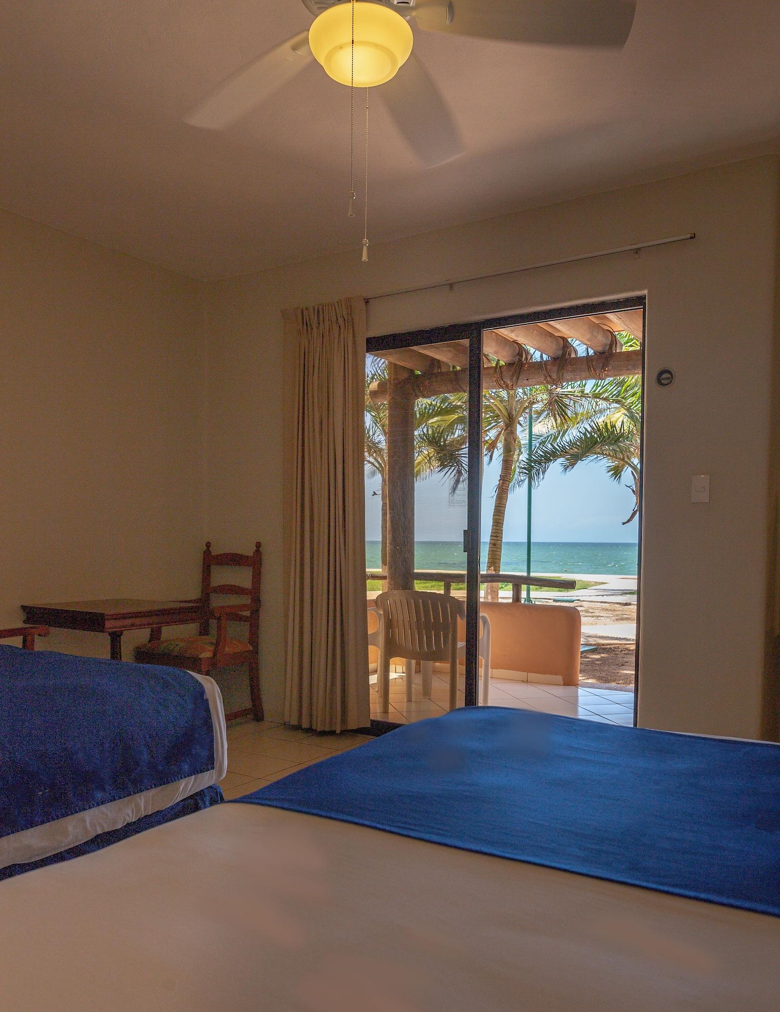 Reef Yucatan & Convention Center Hotel 3*
