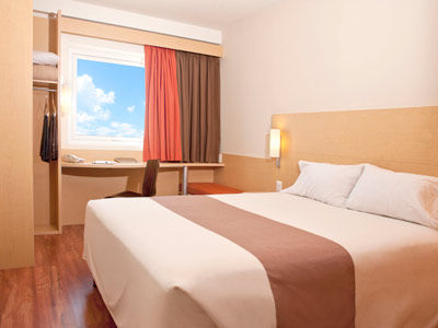 Ibis 3*