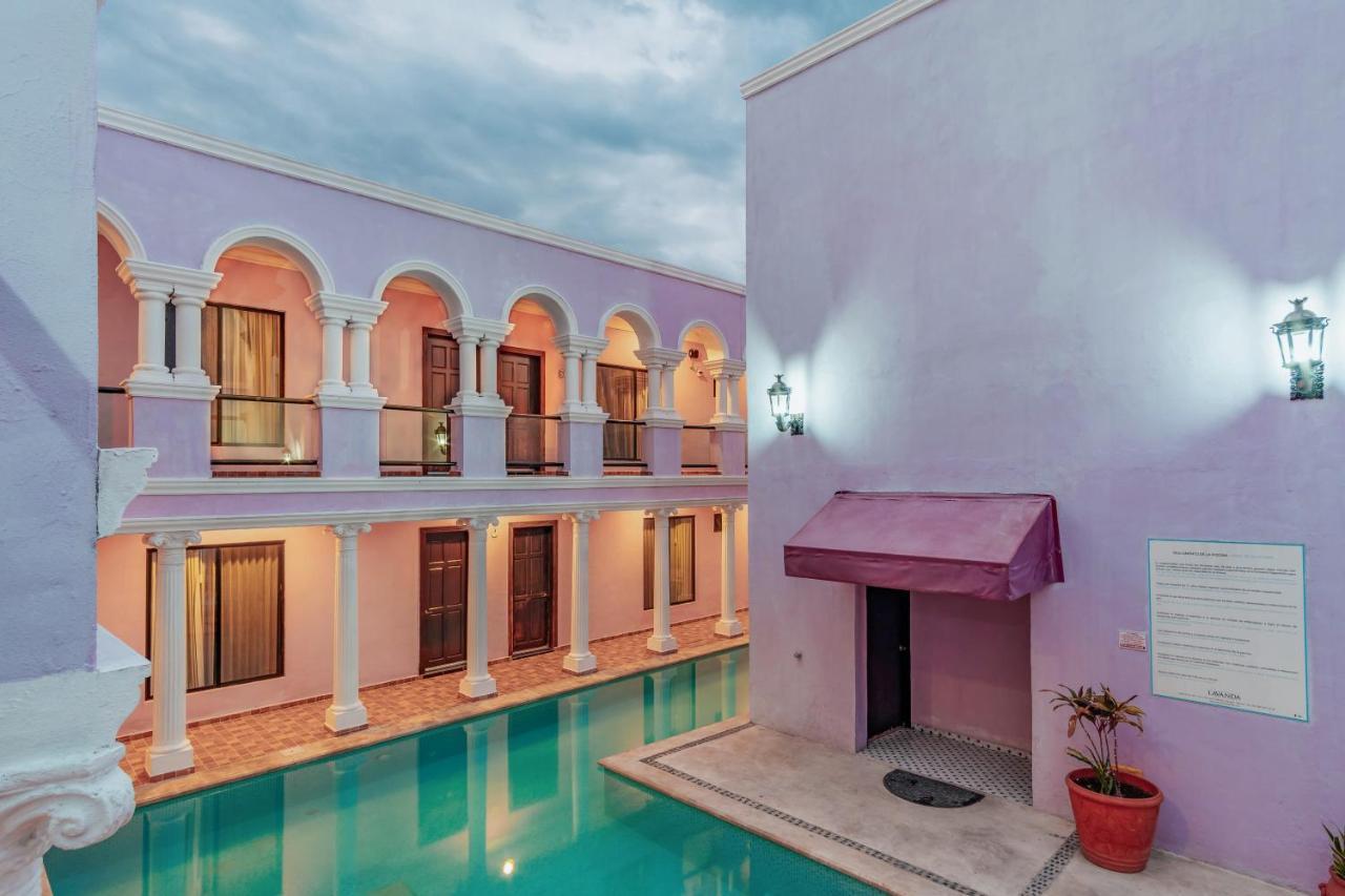 Lavanda Cas Hotel