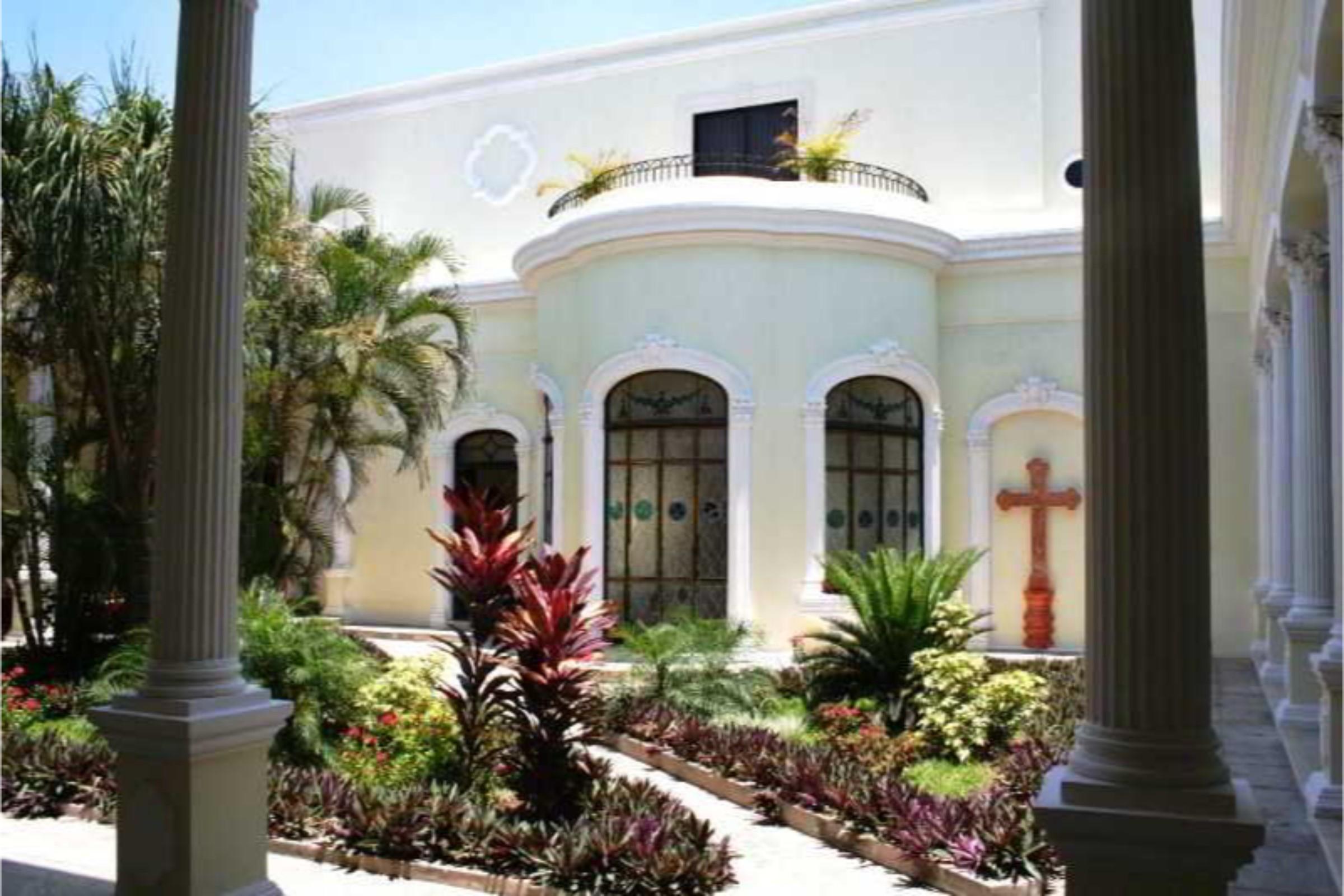 Gran Real Yucatan Hotel 5*