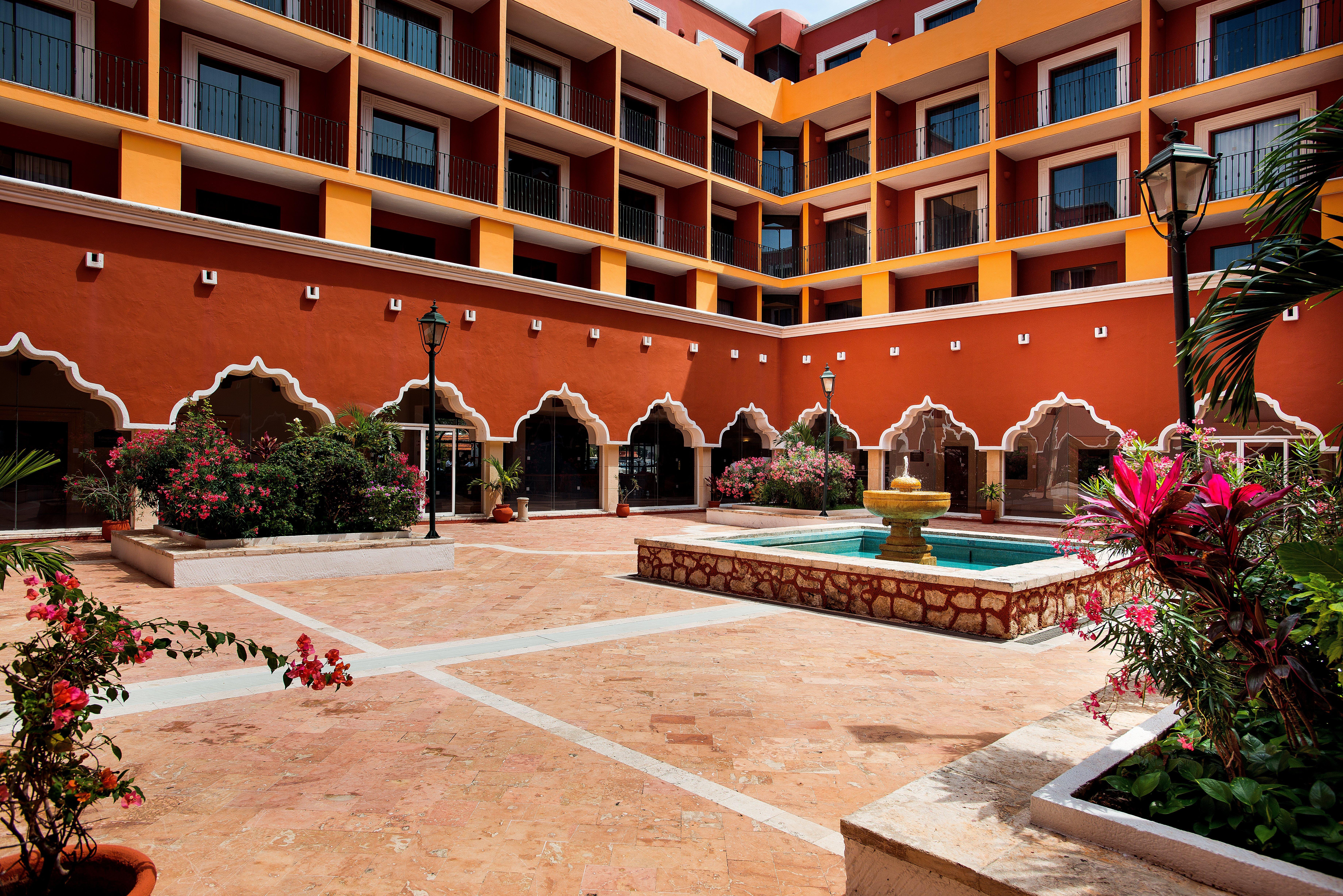 Hotel By Ihg Merida