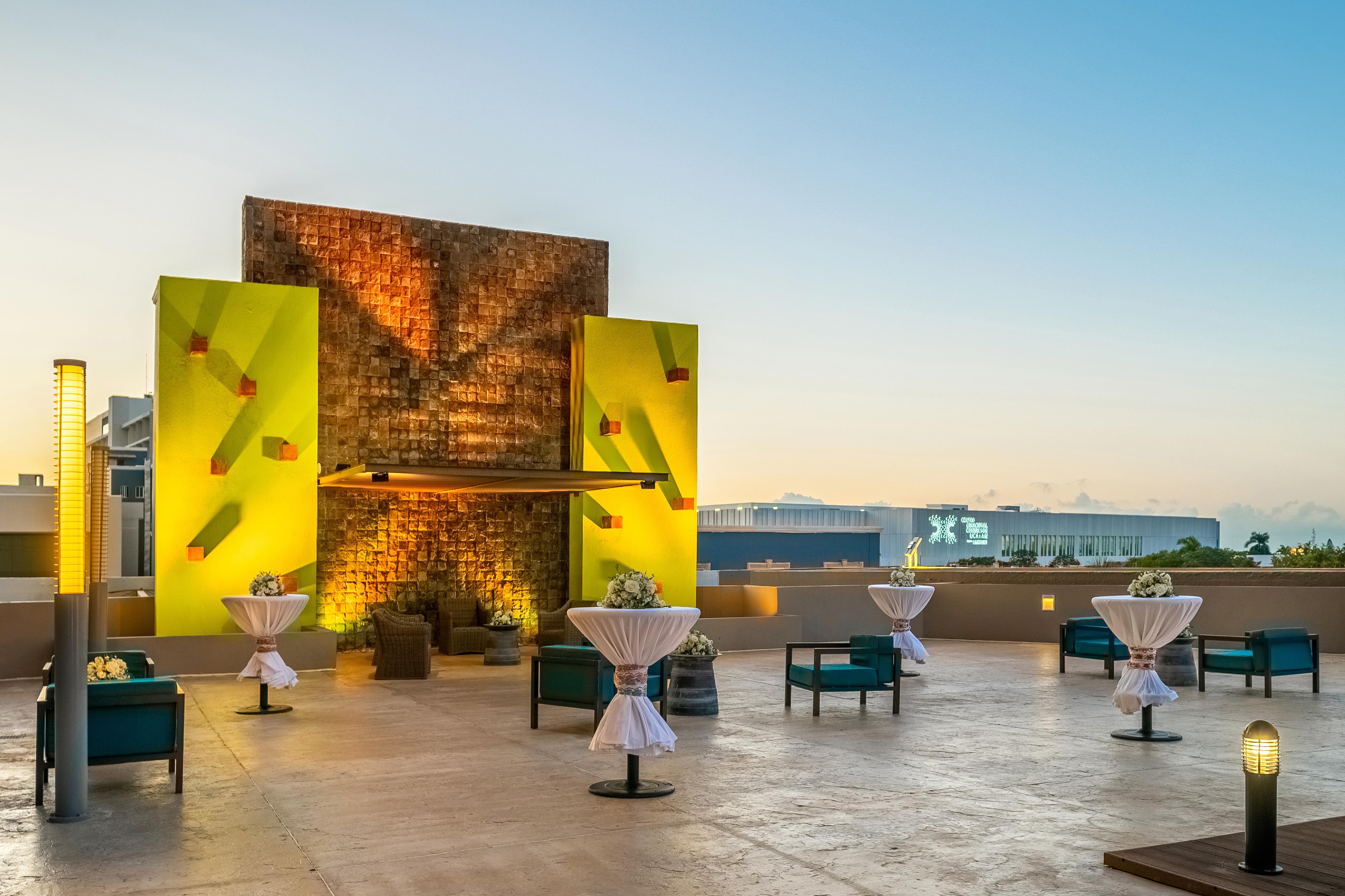Hyatt Regency Hotel 5*