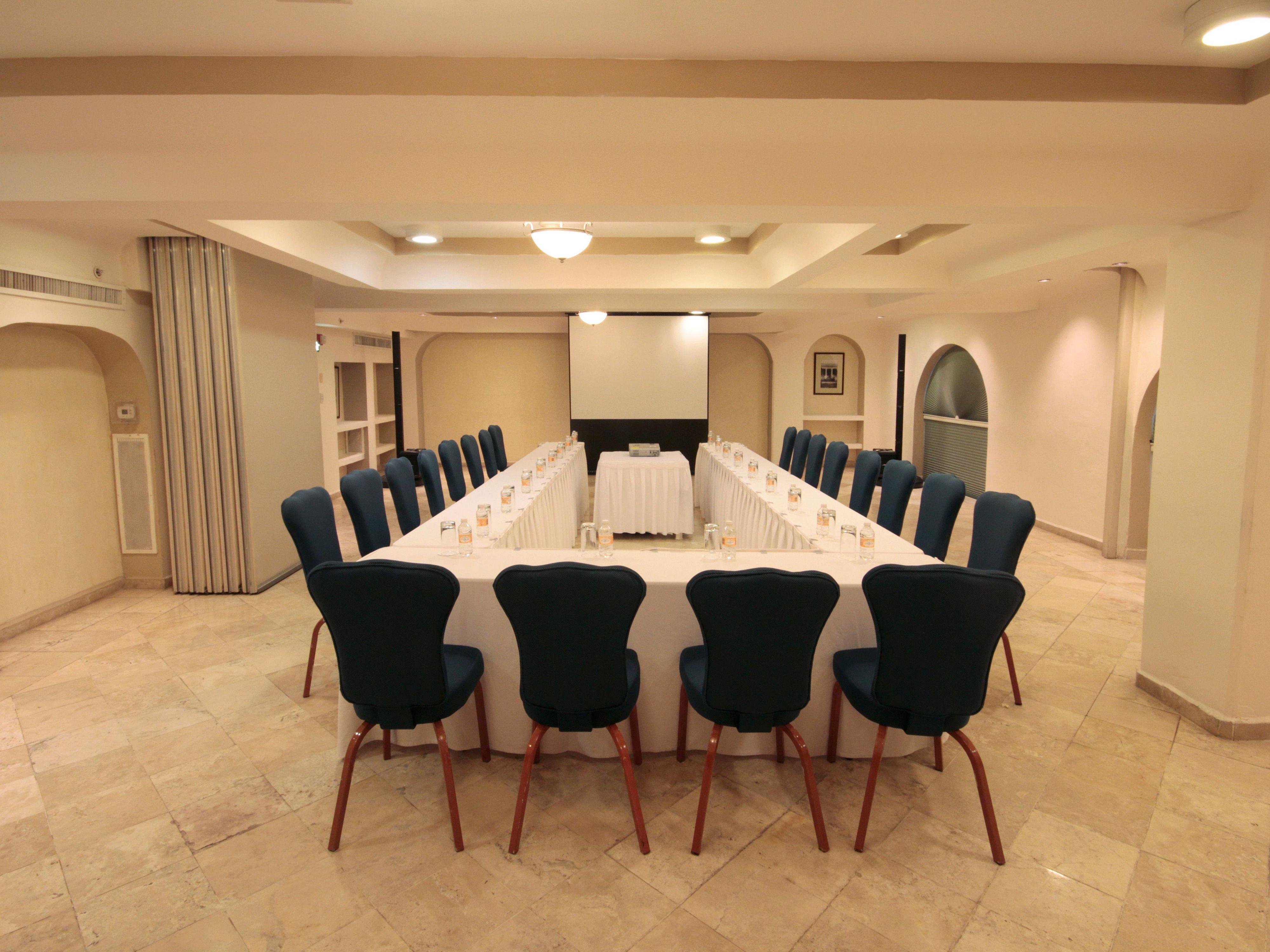 Hotel Mercedes Curio Collection By Hilton 4*